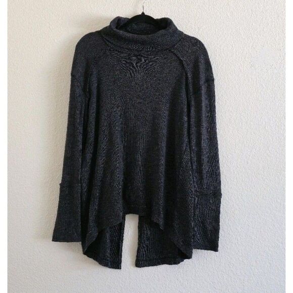 We The Free Gray Sweater Size M Knit Turtleneck Long Sleeve Slit Black - Picture 2 of 6